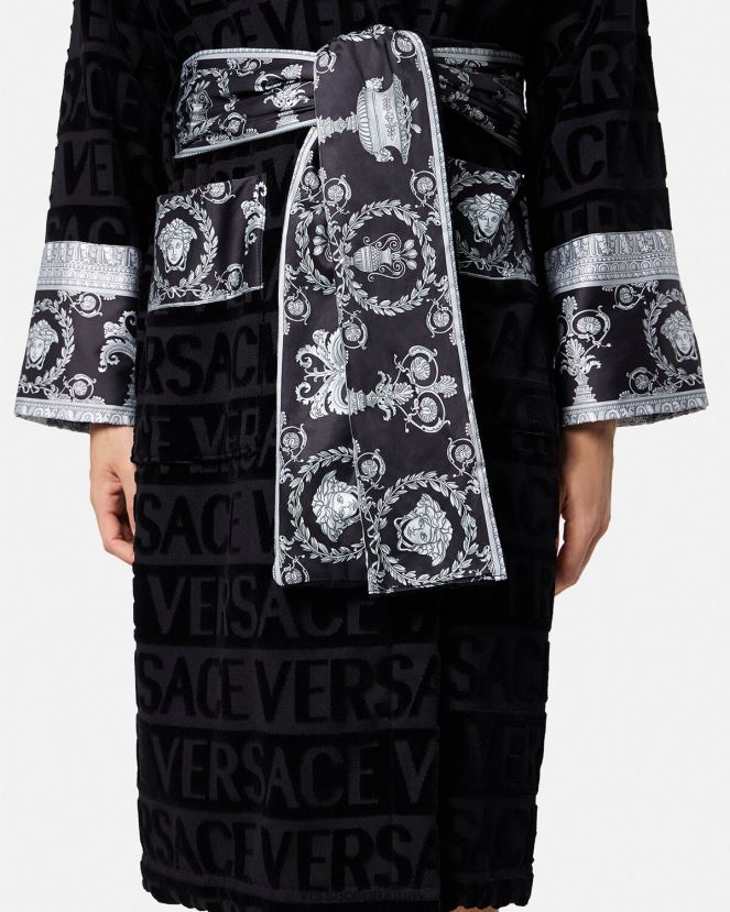 Versace albornoz de novio cristal i barroco hombres negro ropa interior y ropa de playa H88R0H1743