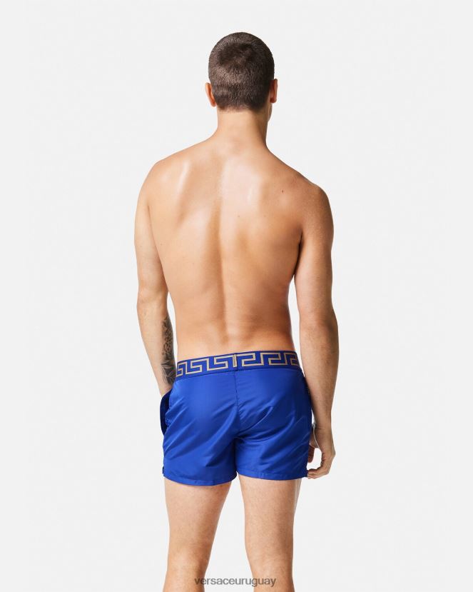 Versace shorts de baño con borde de greca hombres azul ropa interior y ropa de playa H88R0H1808