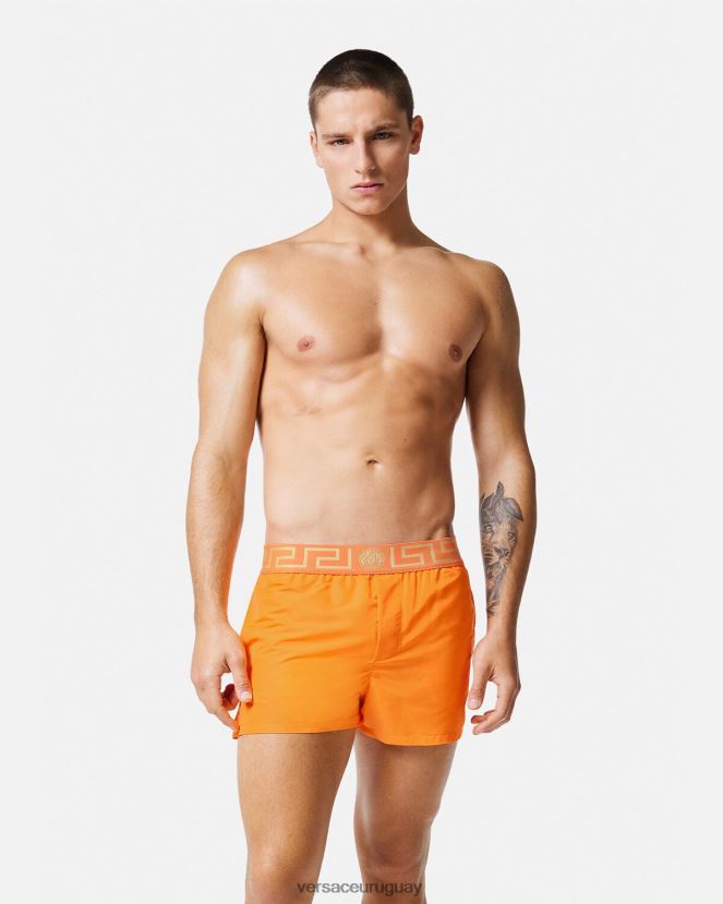 Versace shorts de baño con borde de greca hombres naranja ropa interior y ropa de playa H88R0H1812