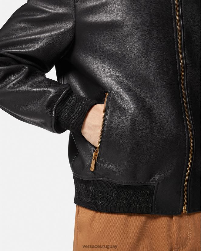 Versace chaqueta bomber de cuero con greca hombres negro ropa H88R0H1225