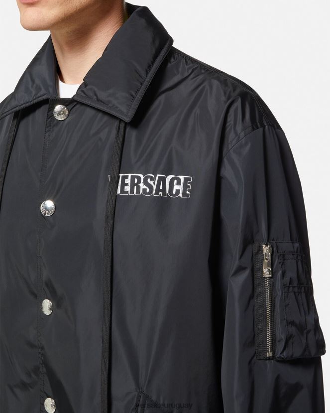 Versace chaqueta de nailon con logo gráfico hombres negro ropa H88R0H1243