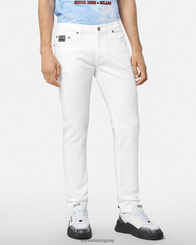 Versace vaqueros con logo hombres blanco ropa H88R0H2440