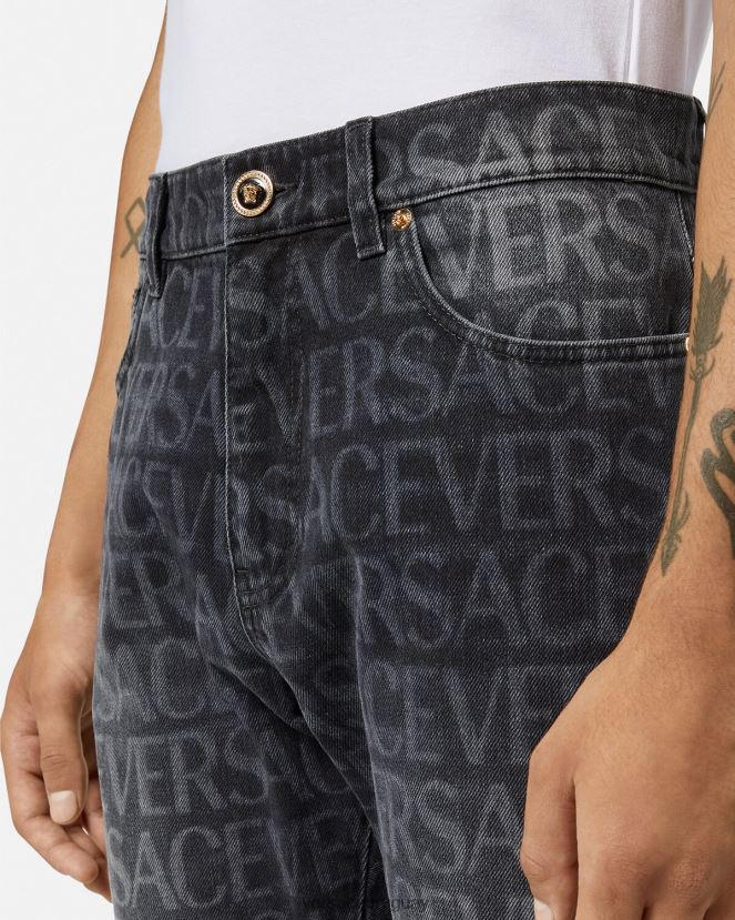 Versace vaqueros por toda la prenda hombres negro y estampado ropa H88R0H1446
