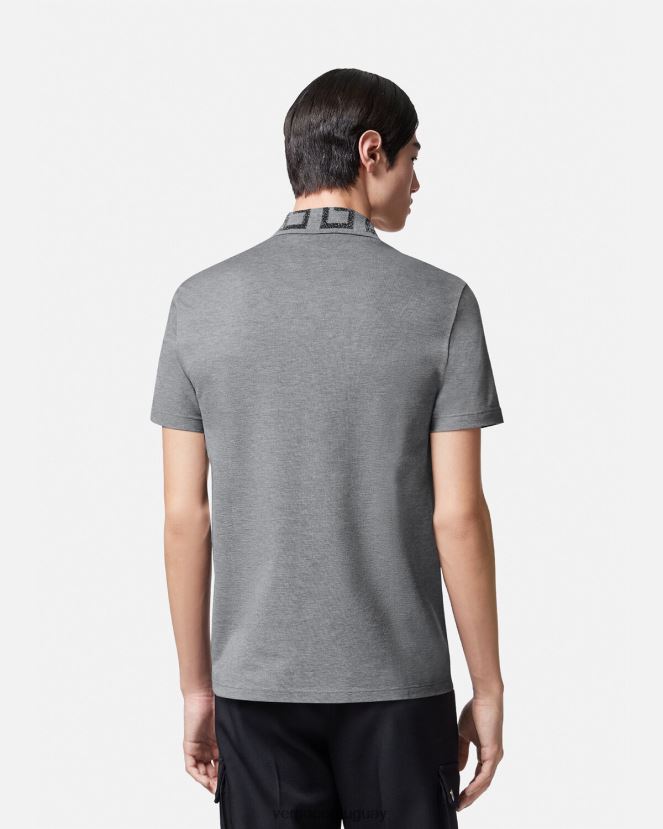 Versace playera tipo polo con greca hombres gris ropa H88R0H1358