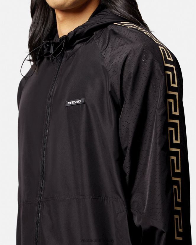 Versace chaqueta deportiva de nailon con Greca hombres negro ropa H88R0H1452
