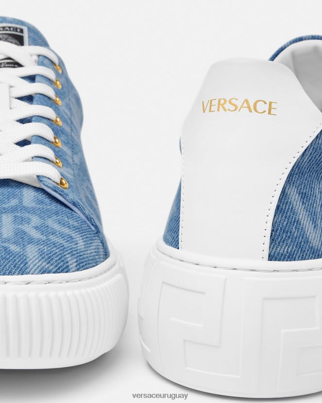 Versace zapatillas con greca en denim integral hombres azul claro zapato H88R0H1548