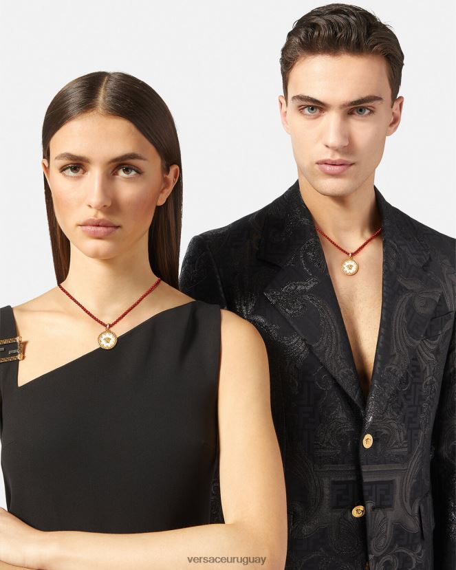 Versace collar con placa de medusa y cuentas mujer burdeos y oro accesorios H88R0H816
