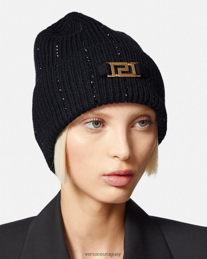 Versace gorro de canalé con greca y cristales mujer negro accesorios H88R0H874