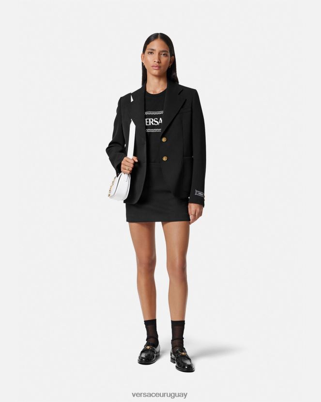 Versace camiseta con logo bordado mujer negro ropa H88R0H137