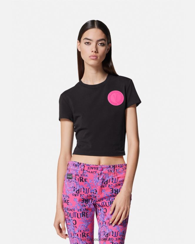 Versace camiseta corta con emblema en V mujer negro ropa H88R0H2230