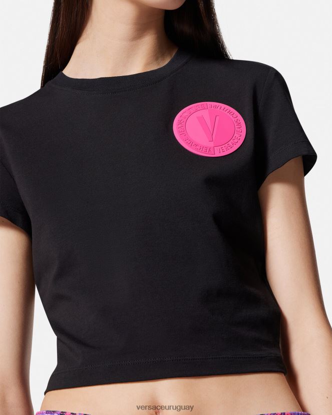 Versace camiseta corta con emblema en V mujer negro ropa H88R0H2230