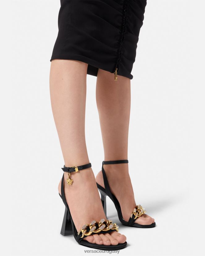 Versace sandalias con tacón alto y cadena de Medusa mujer negro zapato H88R0H463