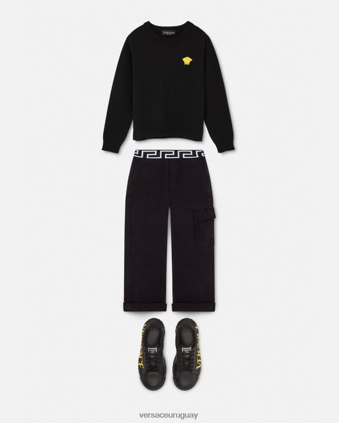 Versace suéter con bordado de Medusa niños negro ropa H88R0H2103